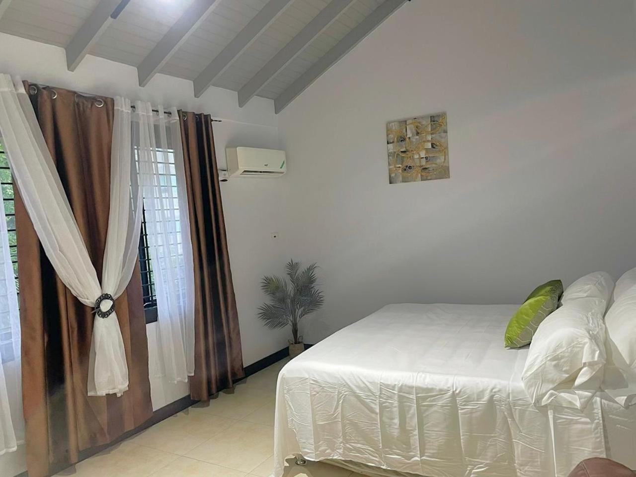 The Jewel Appartement Kingston Buitenkant foto